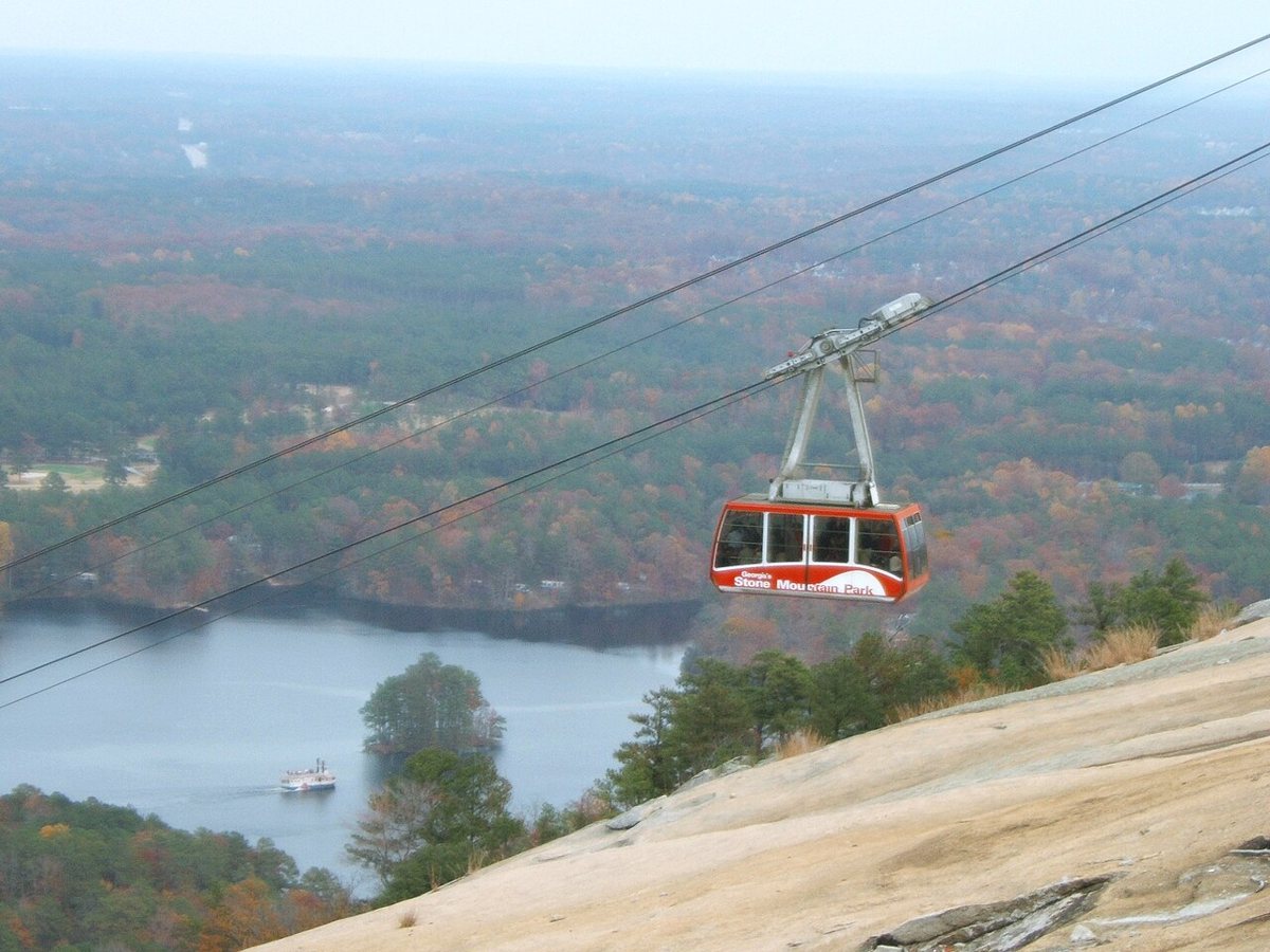 Granite summit trail and skyline view at Stone Mountain Park